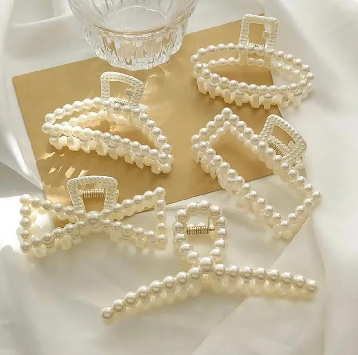Pearl Clips