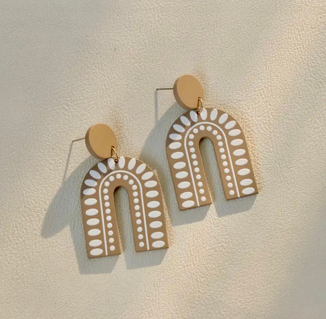 Dotted Arch Earrings