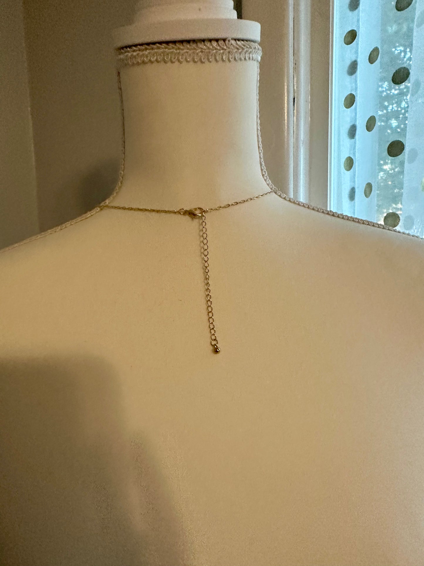 Hazel Pendent Linear Necklace